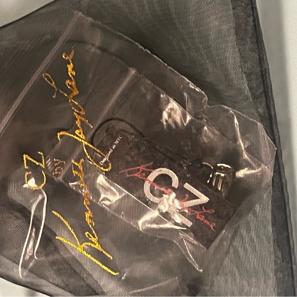 Elegant Silver Earrings with Yellow Gemstones - Picture 10 of 12